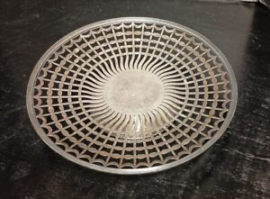 Vintage Meriden Britannia Silverplate Reticulated Footed Tray