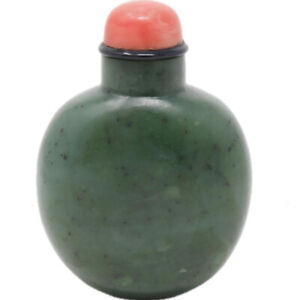 A Spinach Jade Snuff Bottle Qing Dynasty 