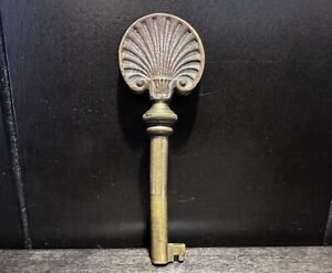 Antique Sea Shell Brass Barrel Skelton Key Ornate Vintage