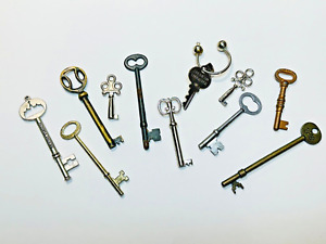 Vintage Lot Of Skeleton Keys Set Of Eleven 11 Antique Collectible Keys Hardware