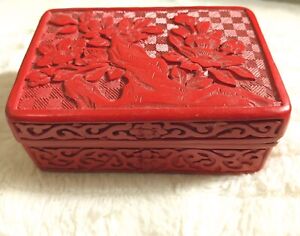 Chinese Red And Black Cinnabar Lacquer Box