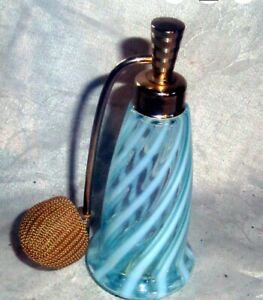 Vintage Perfume Bottle Fenton Art Glass With Atomizer
