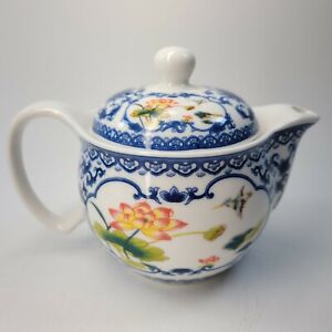 Oriental Teapot Blue White Porcelain Flower Hummingbird 4 5 H Stamp On Bottom