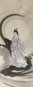 U0204 Japanese Vintage Hanging Scroll Kakejiku Hand Paint Silk Buddhist Kannon