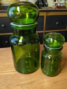 Set Of 2 Vtg Emerald Green Glass Apothecary Canister Jars Bubble Lids Belgium