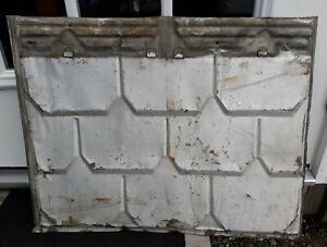 Antique Architectural Salvage Tin Ceiling Wall Siding Shaker Panel 24x18 Canada