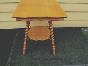 52006 Antique Oak Victorian 2 Tier Lamp Table Rope Turned Legs