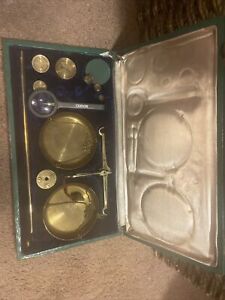 Vintage Jewelers Pocket Brass Hanging Scale Balance Weights Navy Blue Velvet Box
