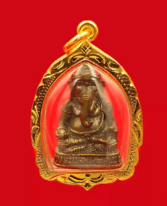 Lord Ganesh Elephant Hindu God Statue Gold Micron Pendant Thai Amulet