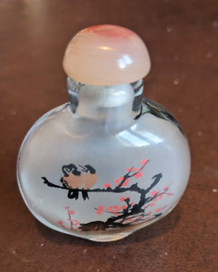 Chinese Reverse Painted Glass Snuff Bottle 4 5cmw X 2 5cmd X 6cmh Good Cond N 