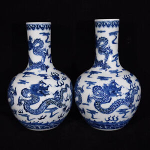 A Pair Beautiful Chinese Hand Painting Blue White Porcelain Dragon Vase