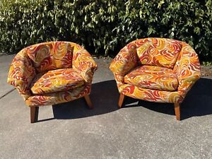 Pair Mid Century Walnut Barrel Lounge Chairs Chelmode Furniture Co Swirl Design