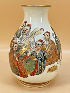 Fine Japanese Meiji Satsuma Vase W Immortals