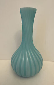 Antique Thomas Webb Mop Mother Of Pearl Footed Blue Swirl Vase Satin Cased