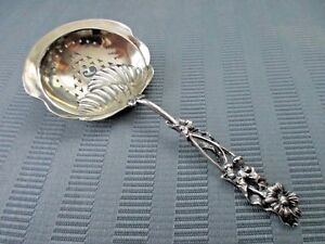 Gorham Aesthetic Bon Bon Spoon 1890 No 670 Sterling Silver 925 Open Floral Nm