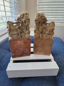 Chinese Foo Dogs Temple Dogs Bookends Hand Carved Resin 7 5 Tall 3 5 Wide