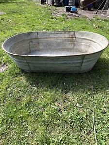 Large Wheeling 42 Oval Vintage Galvanized Metal Farm Wash Tub