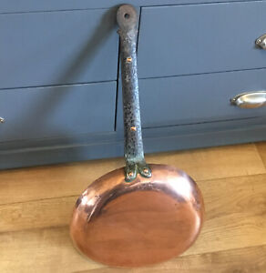 A Lovely Large Georgian Blacksmith Made Copper Pan Late 1700 S 
