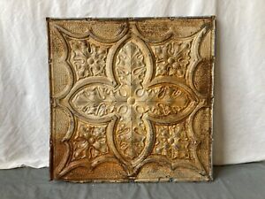 Antique Tin Ceiling 2 X 2 Shabby Tile 24 Sq Chic Vtg Crafts 47 23a
