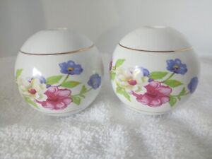 Vintage Porcelain Ceramic Bed Knob Finials Floral White Balls Lot Of 2