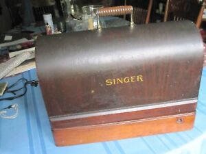 Vintage Singer Model 99 Portable Sewing Machine With Bentwood Case 8 29 1927