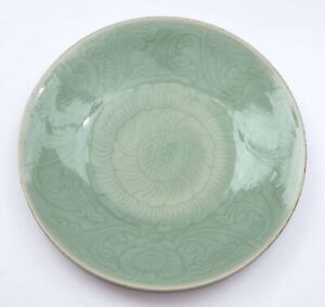 1900 S Chinese Celadon Monochrome Incised Porcelain Charger Plate 11 6 