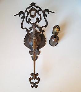 1920s Louis Xvi Gothic Style Sconce Cast Brass Ducks Beaver Switch Ships Today 
