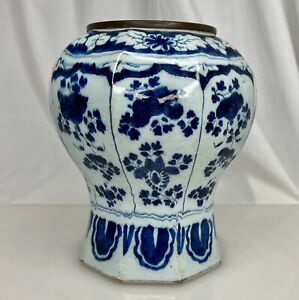 Antique Dutch Delft Tin Glazed Chinese Kangxi Style Vase 9103