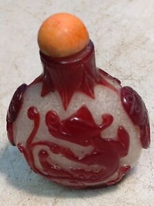 Old Chinese Red White Cameo Peking Glass Snuff Perfume Bottle