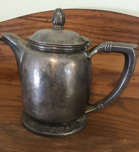 International Silver Co Silver Soldered 05044 Tea Coffee Pot 10 Oz