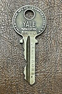 Vintage Yale Towne Security Key Paracentric No 3860 Skeleton Padlock Flat