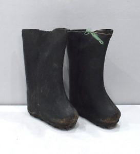 Chinese Antique Black Lacquer Rice Boots