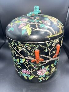Early 20th Century Chinese Qing Dynasty Black Porcelain Famille Noir Jar