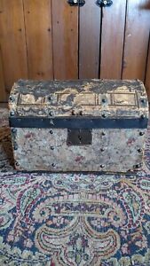 Sweet Antique Early Primitive Wood Wallpaper Doll Child Trunk 12 Patina