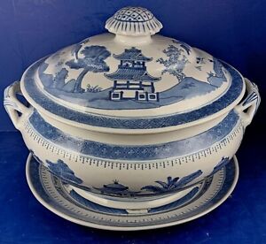 Large Vintage Chinese Nanking Blue White Porcelain Tureen Underplate