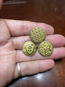 Three Golden Age Gilt Fancy American 1830 S 50 S Flower Coat Buttons